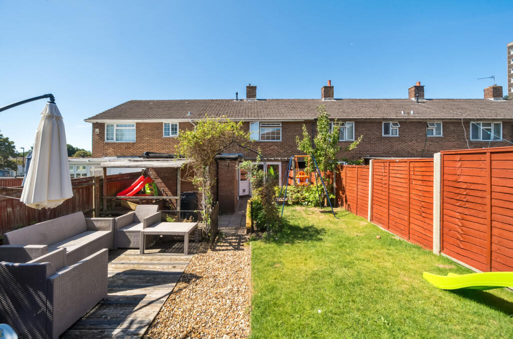 1326043-1-687a4c5...