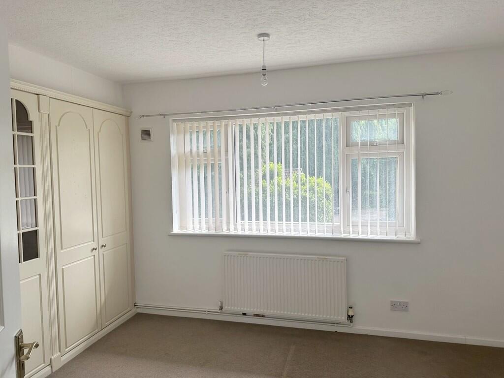 Bedroom 2 light