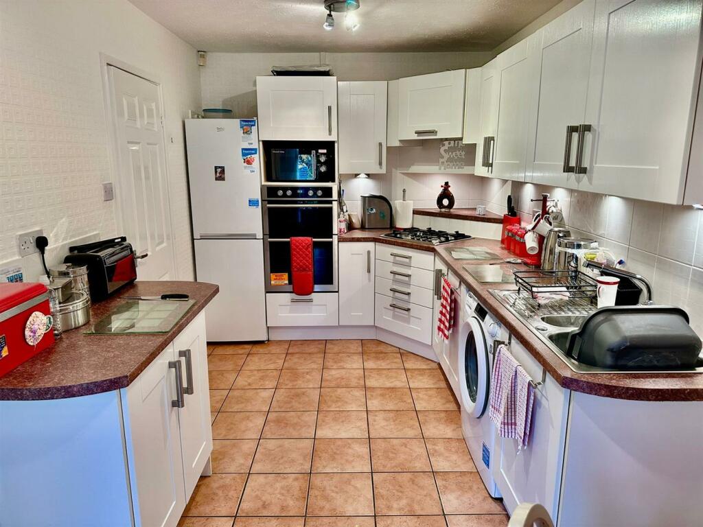 WhatsApp Image 2024-10-09 at 19.49.09_6bfaa945.jpg