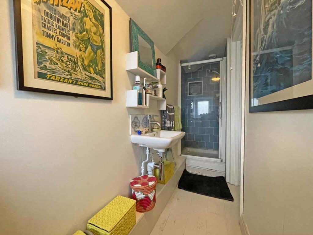 Mount Pleasant Terrace 3 En Suite 2.jpg