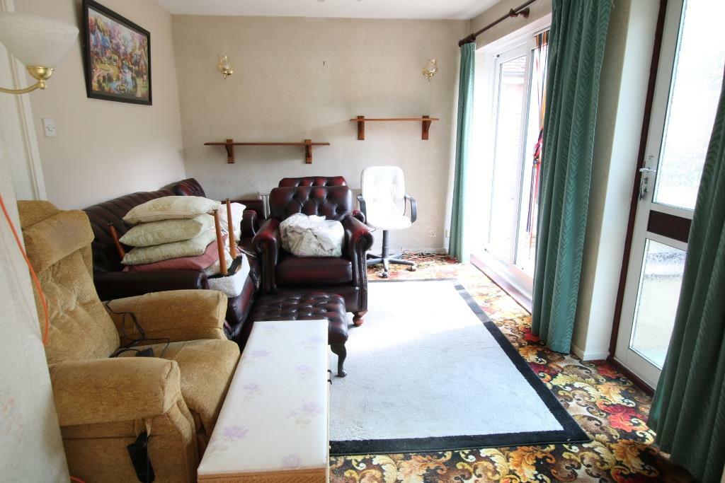lounge.JPG