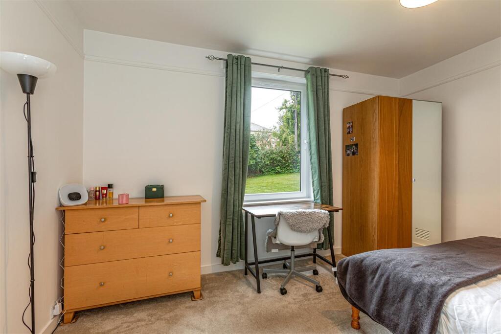 16 Eildon Crescent Newtown St Boswells 31.JPG