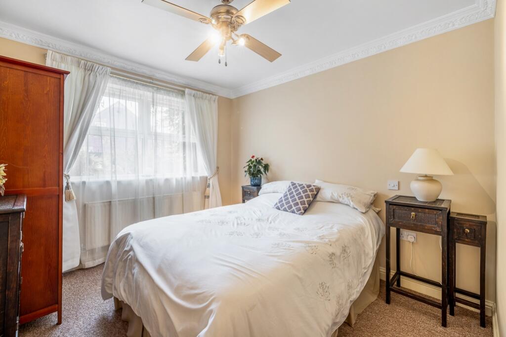 2 Sandstone Gardens (Spalding)-16