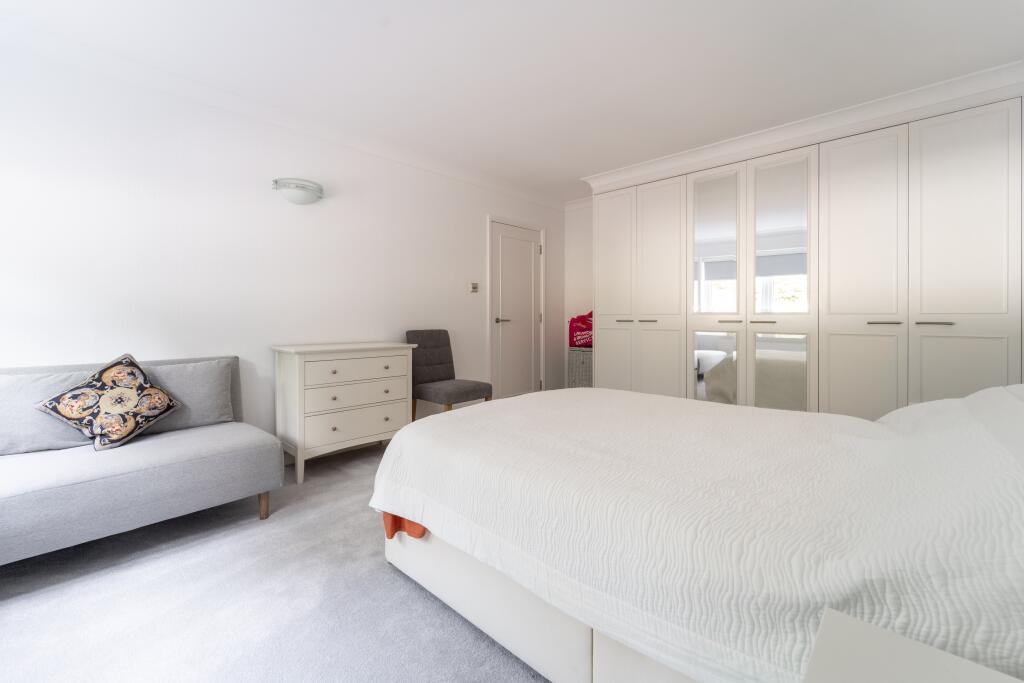 Second bedroom