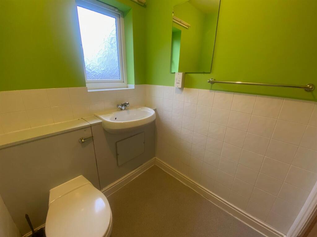 EN SUITE 1.jpg