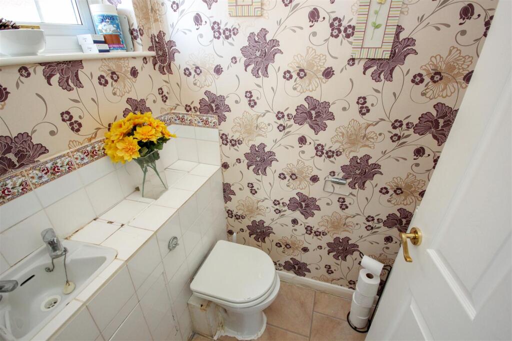 Cloakroom.jpg