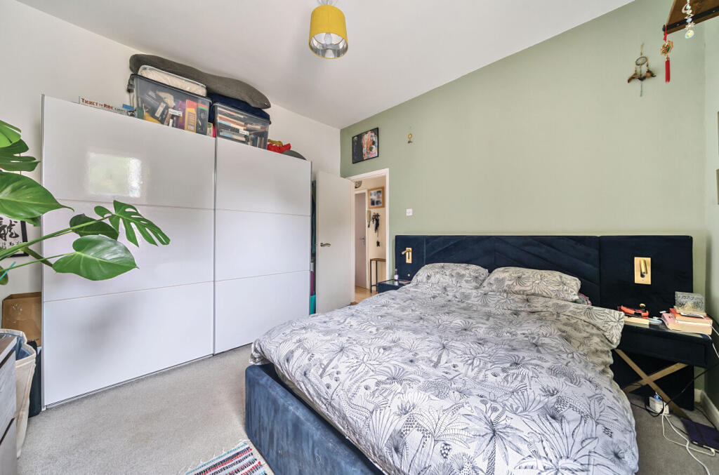 1333493-8-6890724...