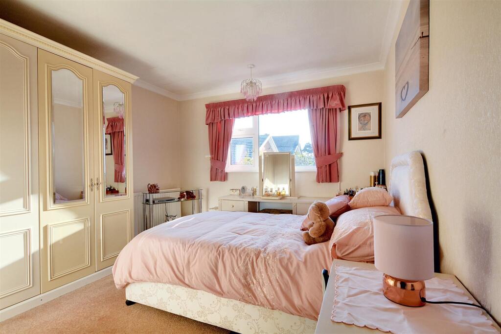 Bedroom One_1.jpeg