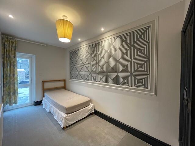 Bed 1