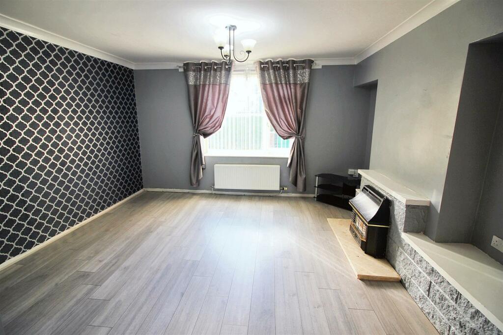 loungediner (3).jpeg