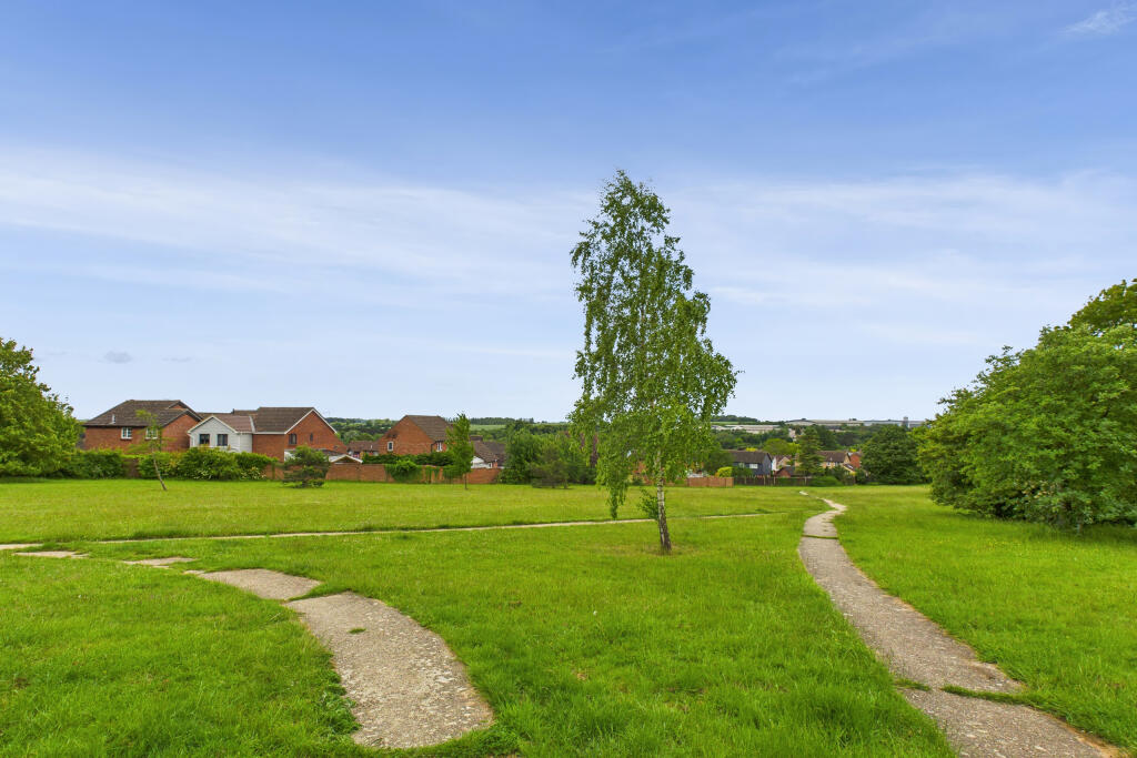 CAM05454G0-PR0010-STILL018