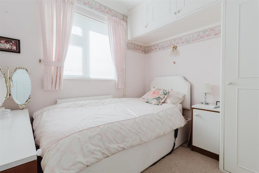 Windemere Crescent 32 - 12.jpg