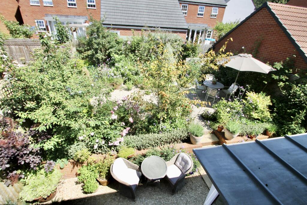 Rear garden overview