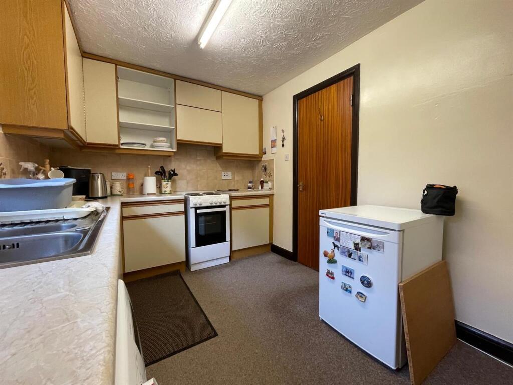 KC Kitchen T202510241432.jpeg