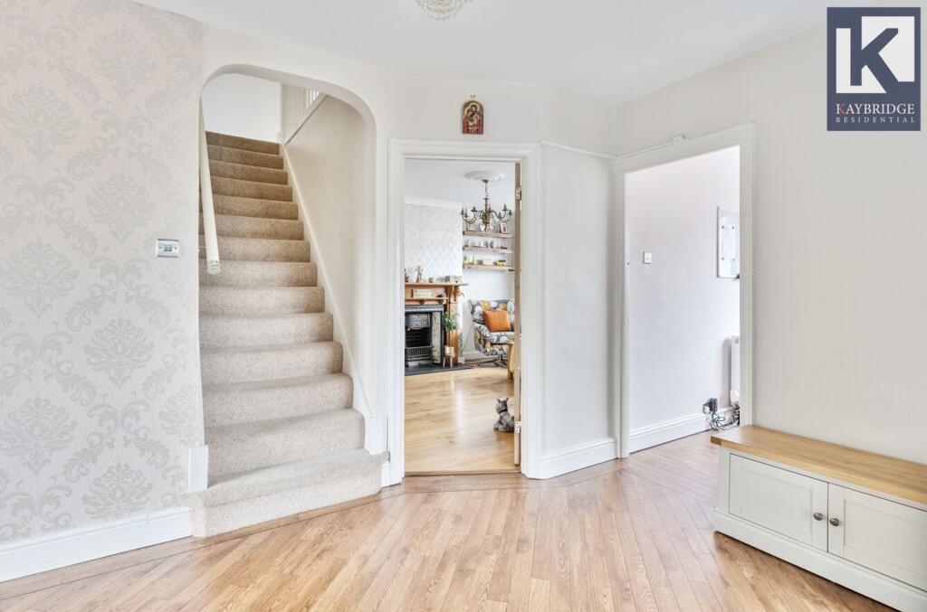 Seaforth Gardens, Epsom - KT19 0LP