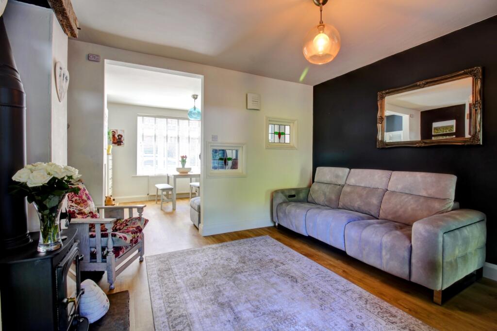 School Lane - Matt Clinton EweMove Kenilworth