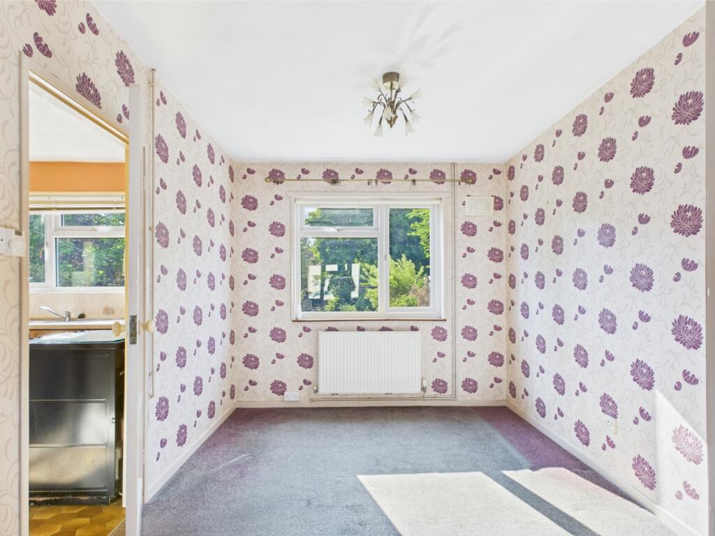 CAM01338G0-PR0104-STILL009