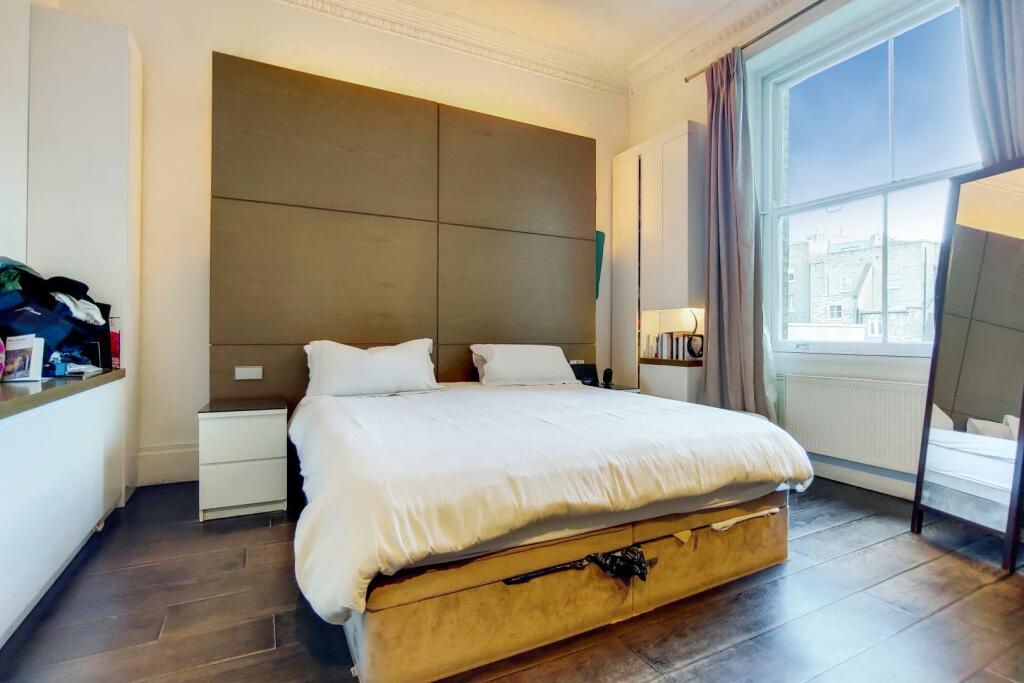 7_Master Bedroom-0.jpg