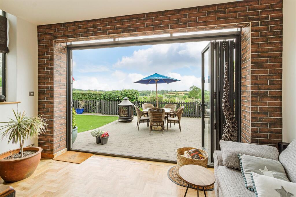 Hall Lane, Odstone