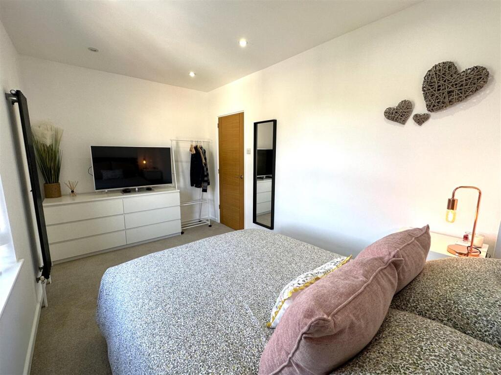 Second Bedroom 847