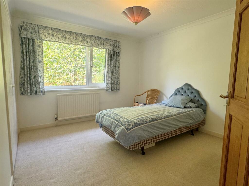 Bed 2.JPG