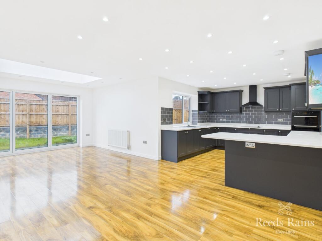 Kitchen/Living Space