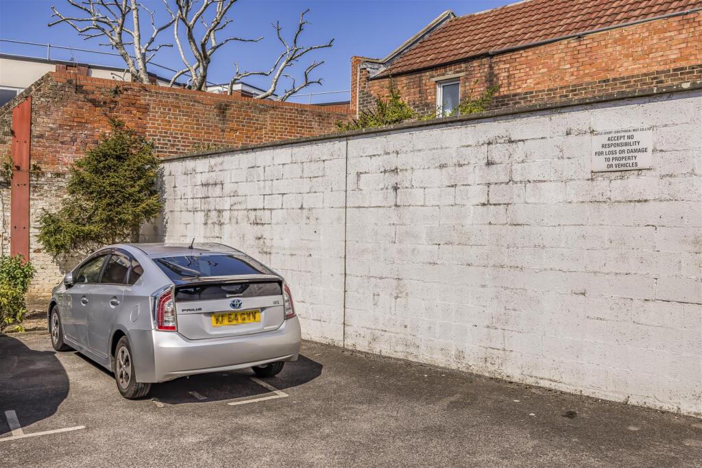 1 Castle Court, Castle Road, Southsea-PorticoMarke