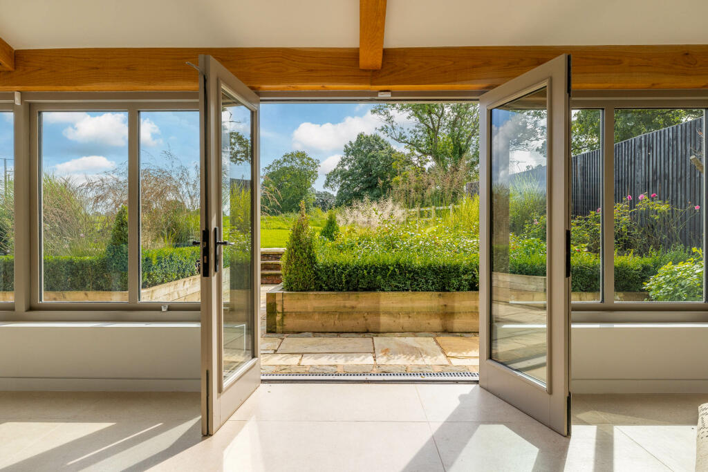 20230921-1240_Maison Haus - Blakeley Stables, Knut