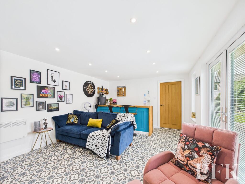 The Bar - Garden Room