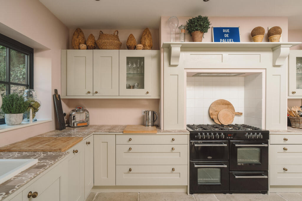 285809 - A0OP6000003OAAOMAC_N28_EDIT.jpg