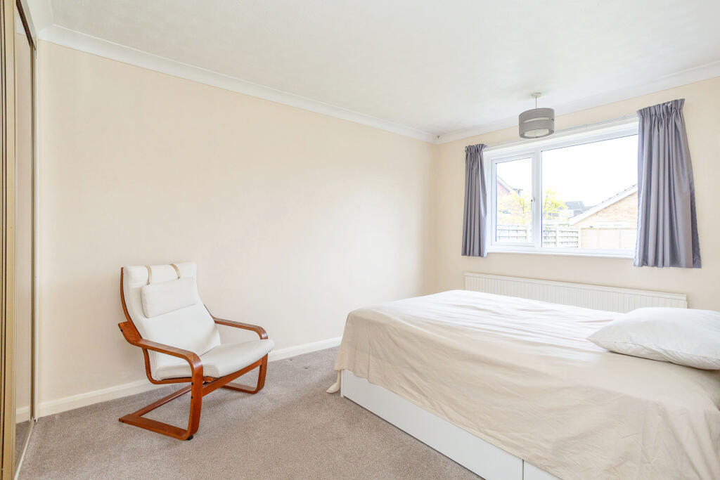 bedroom 1a