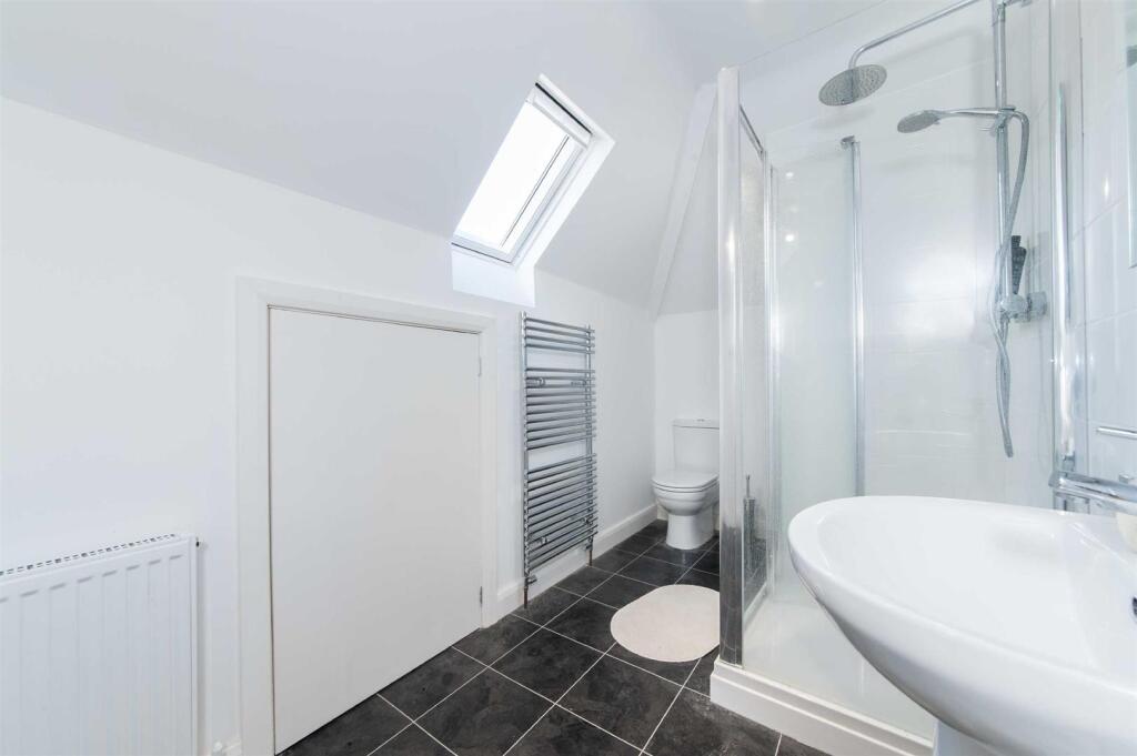 En Suite Bathroom.