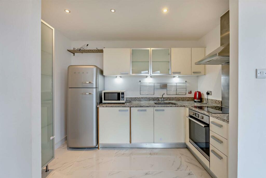 8583375-interior21-800.jpg