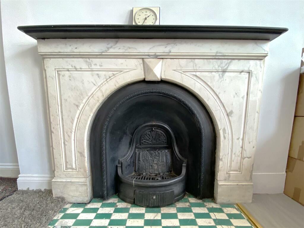 Fireplace.jpg