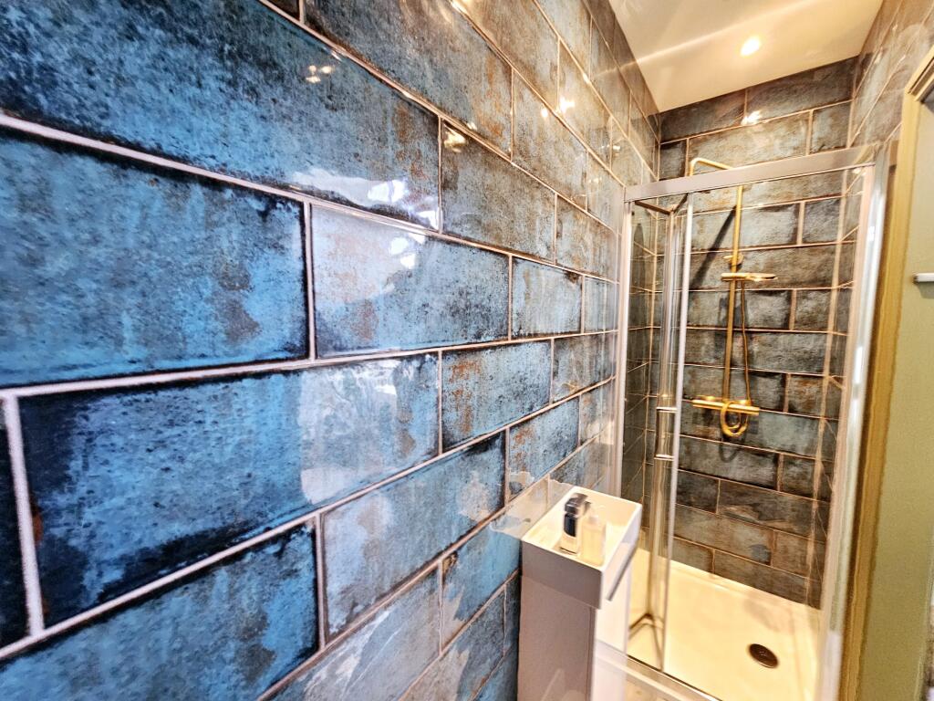 9627c3f7-9e83-46d2-b706-9db933417802