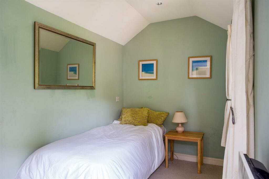 11 Chapel Street 321211  (15).jpg
