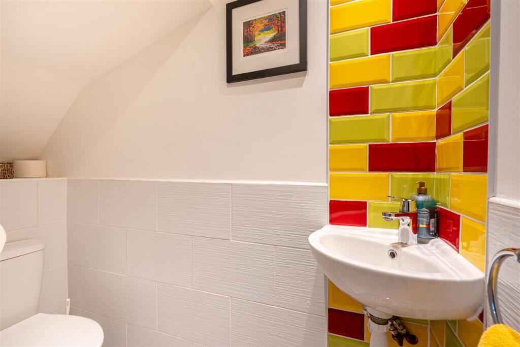 Pomeroy Road 140-21.jpg