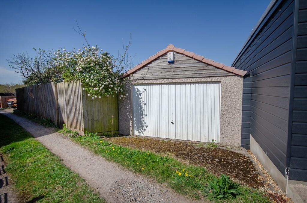 Garage.jpg