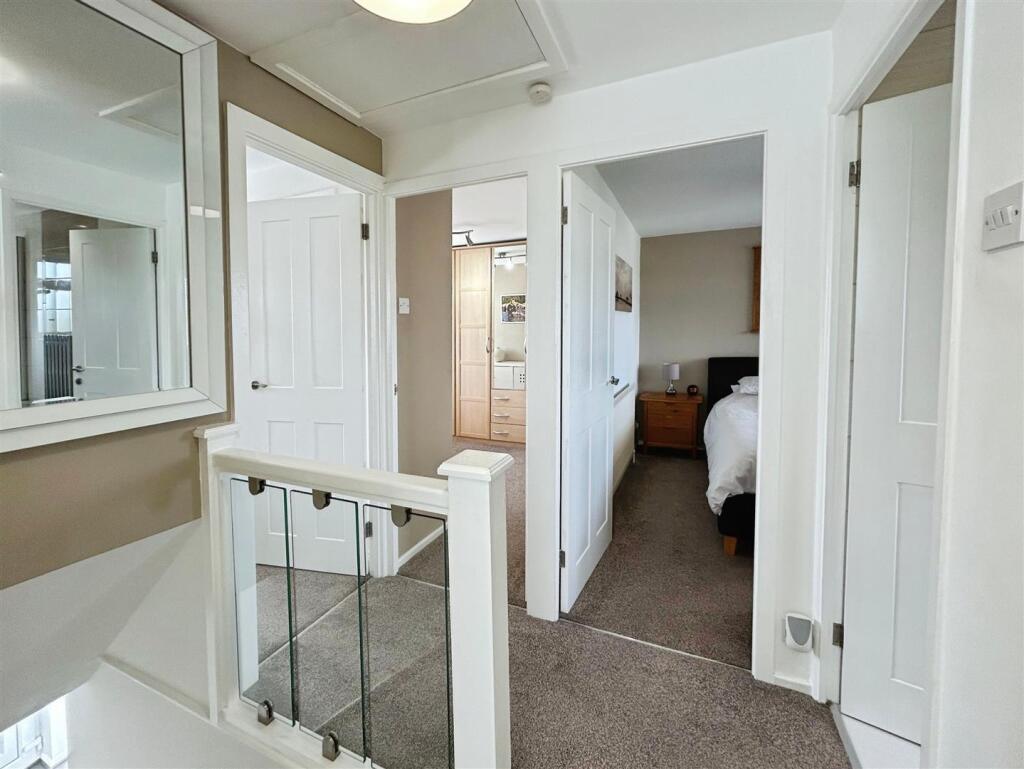 2fd07bb4--458F-86CA-C3E961D53E5A-95521-00003F30843