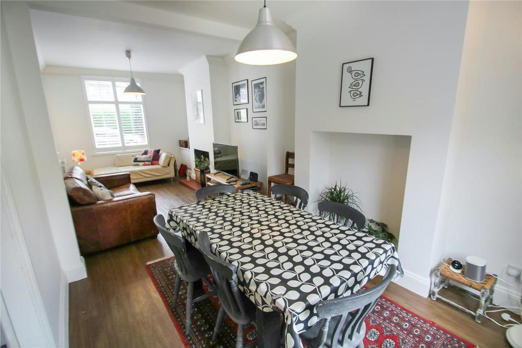 Dining Room Aspect 3