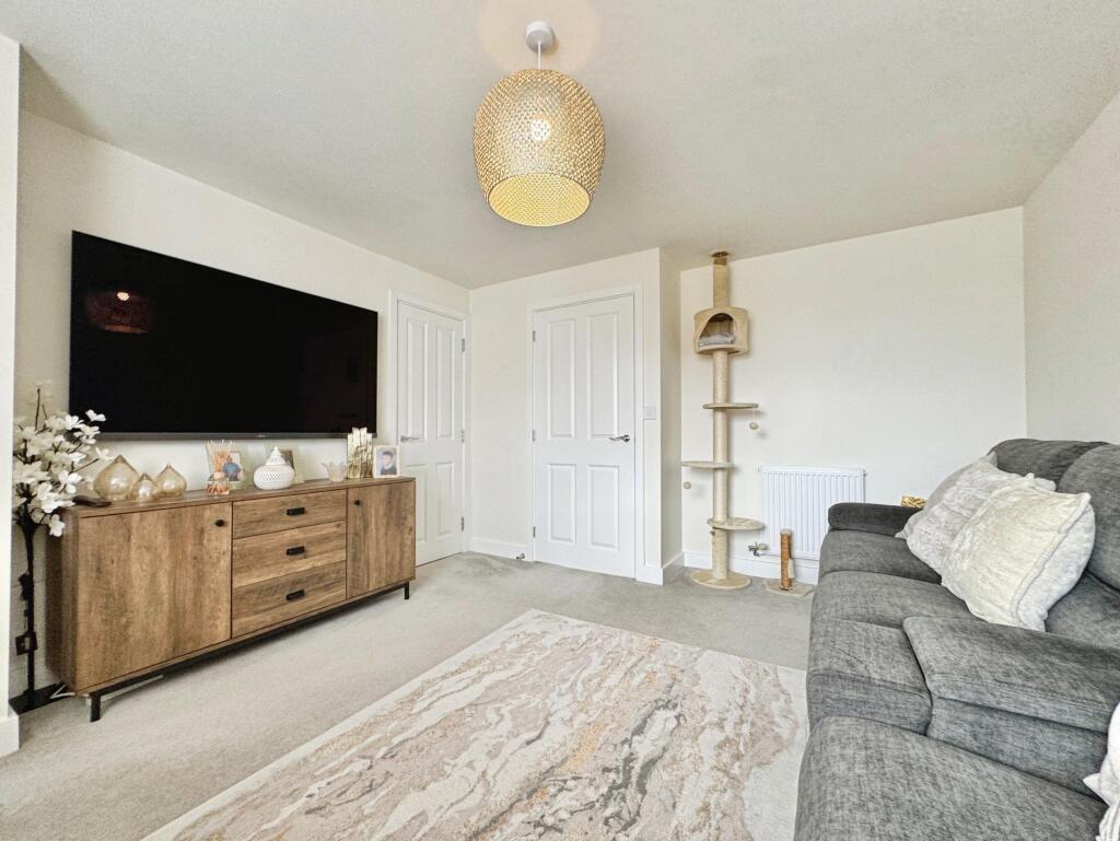 121 Excelsior Way, Sileby, Loughborough, LE12 7XE