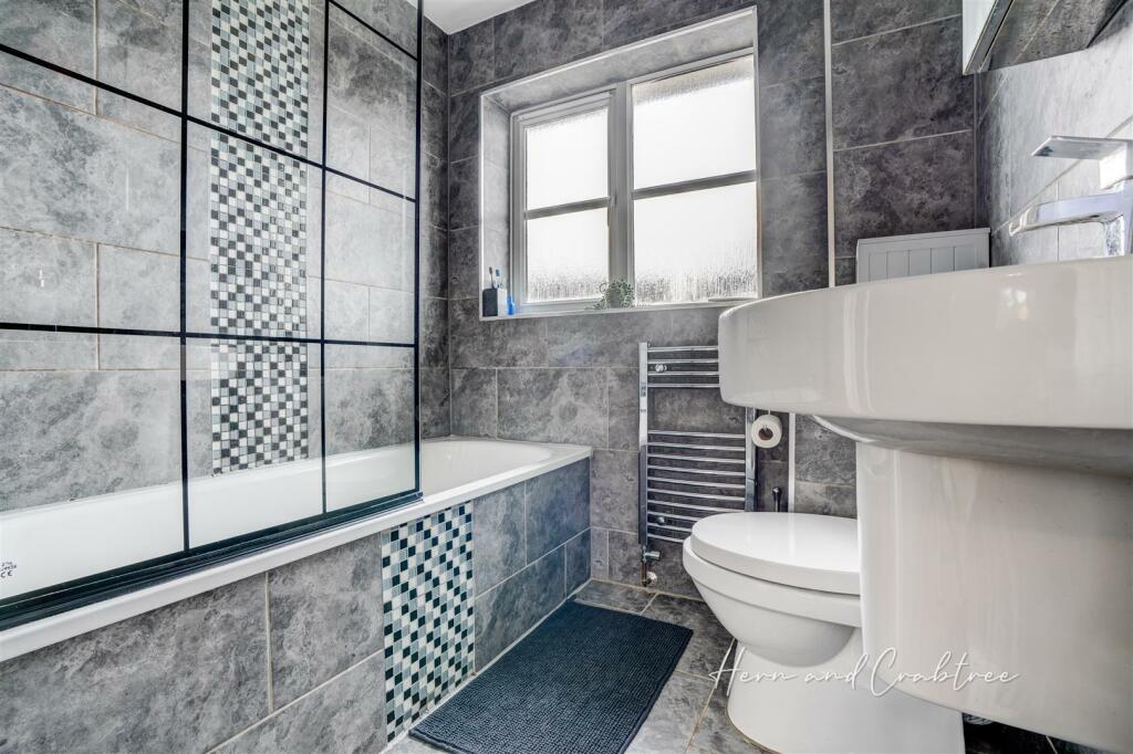 Tarragon Way, Pontpreannau, HernCrabtree (17).jpg