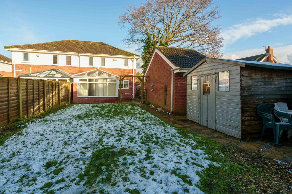 1 Wayside Court, ...