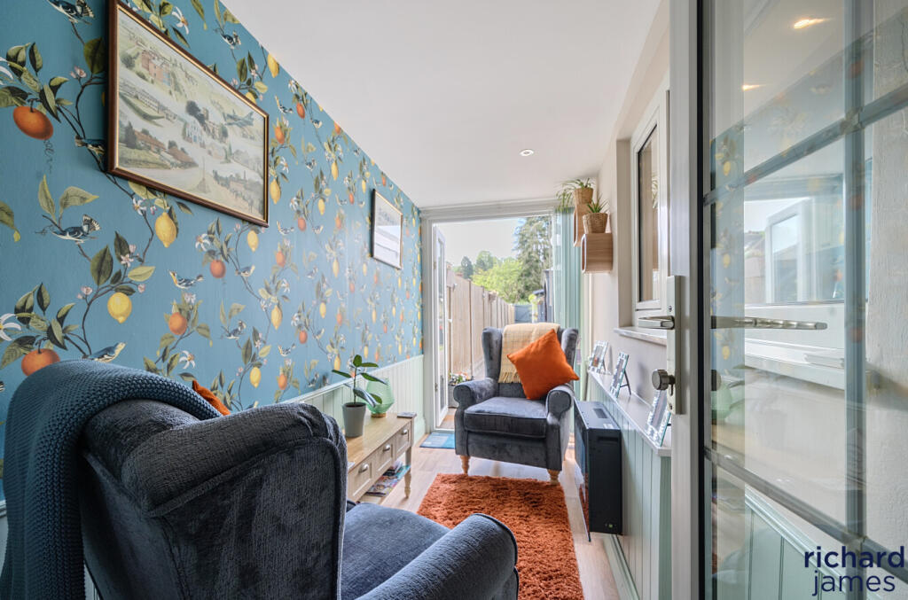 19efe2fdd06e45bb91624be160e87598