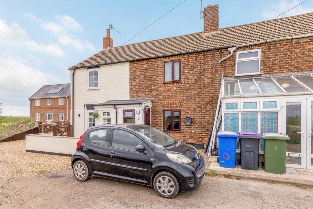 7 Coastguard Cottage (Moulton Marsh)-2