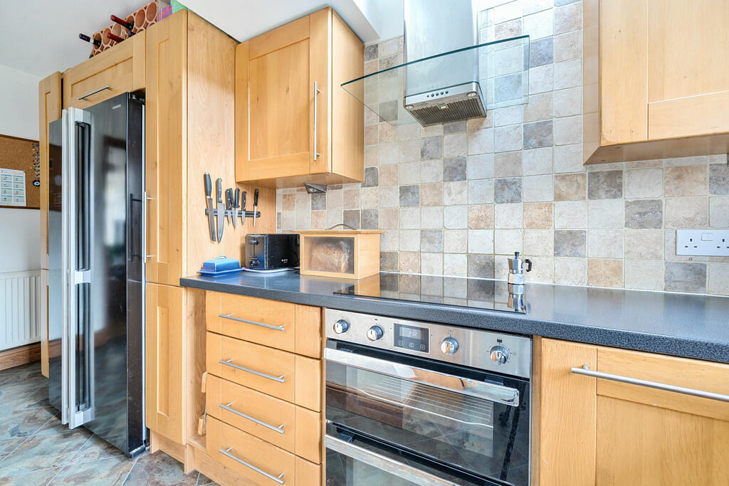 Dining Kitchen	