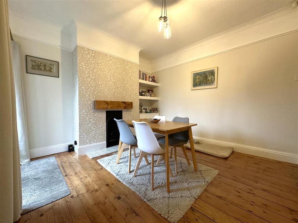 Dining Room 659