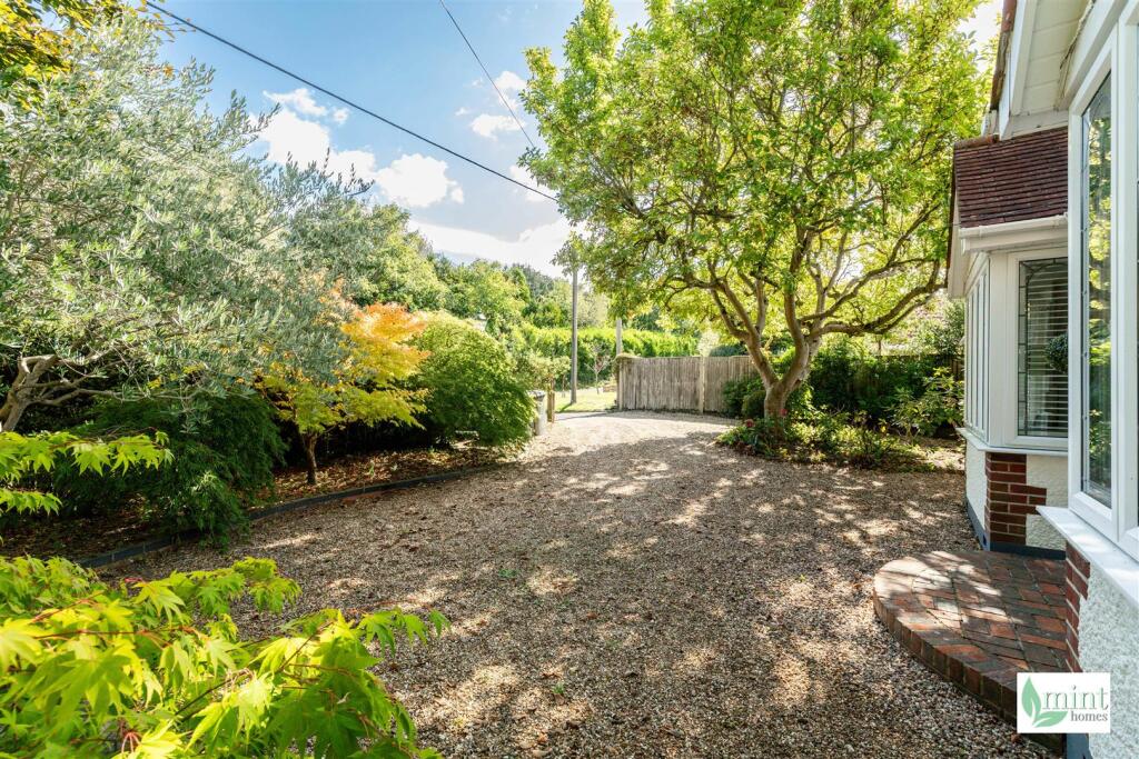 Watermark - 70 Bousley Rise-62.jpg