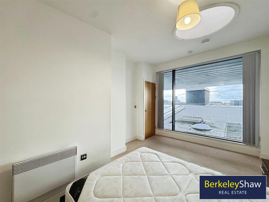 Bedroom 2 (2)