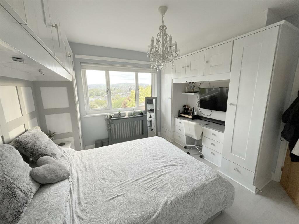Bed 2